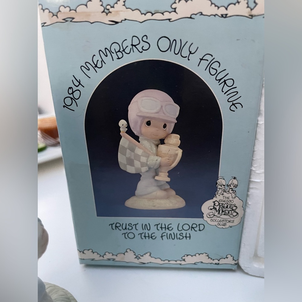 New 1984 Members Only Precious Moments